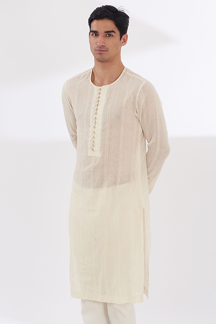 Ivory Chanderi Silk Kurta Set by SANCHIT SHARMA at Pernia's Pop Up Shop