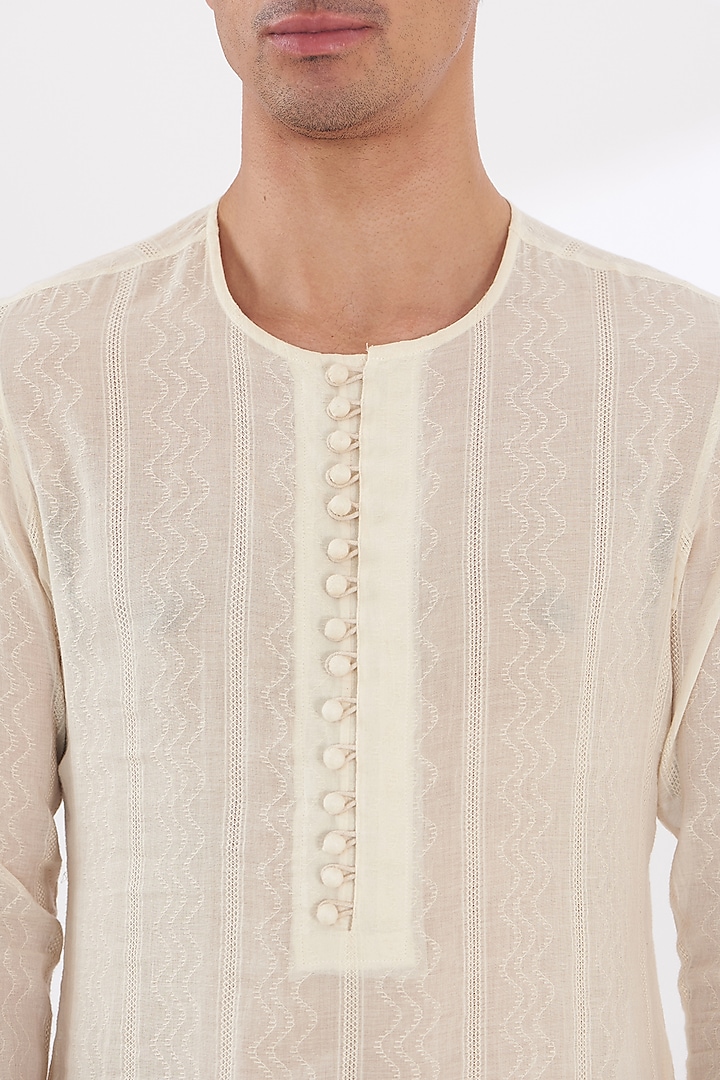 Ivory Chanderi Silk Kurta Set by SANCHIT SHARMA at Pernia's Pop Up Shop