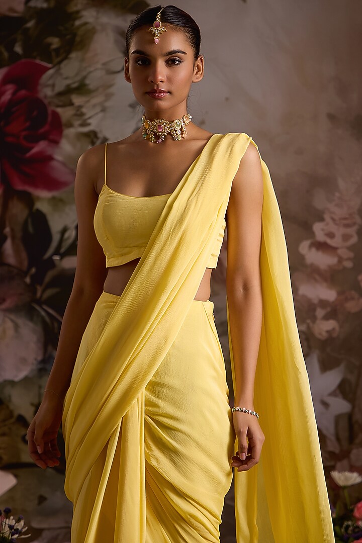 Yellow Chiffon Pre-Draped Wedding Saree Set by Saniya Sharma at Pernia's Pop Up Shop