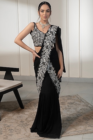 Black Georgette Thread Embroidered Pre-Draped Saree Set by Saniya Sharma
