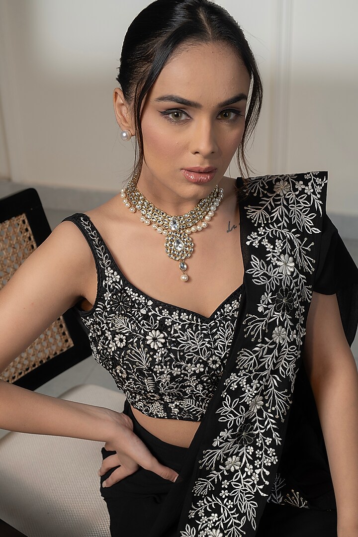 Black Georgette Thread Embroidered Pre-Draped Wedding Saree Set by Saniya Sharma at Pernia's Pop Up Shop