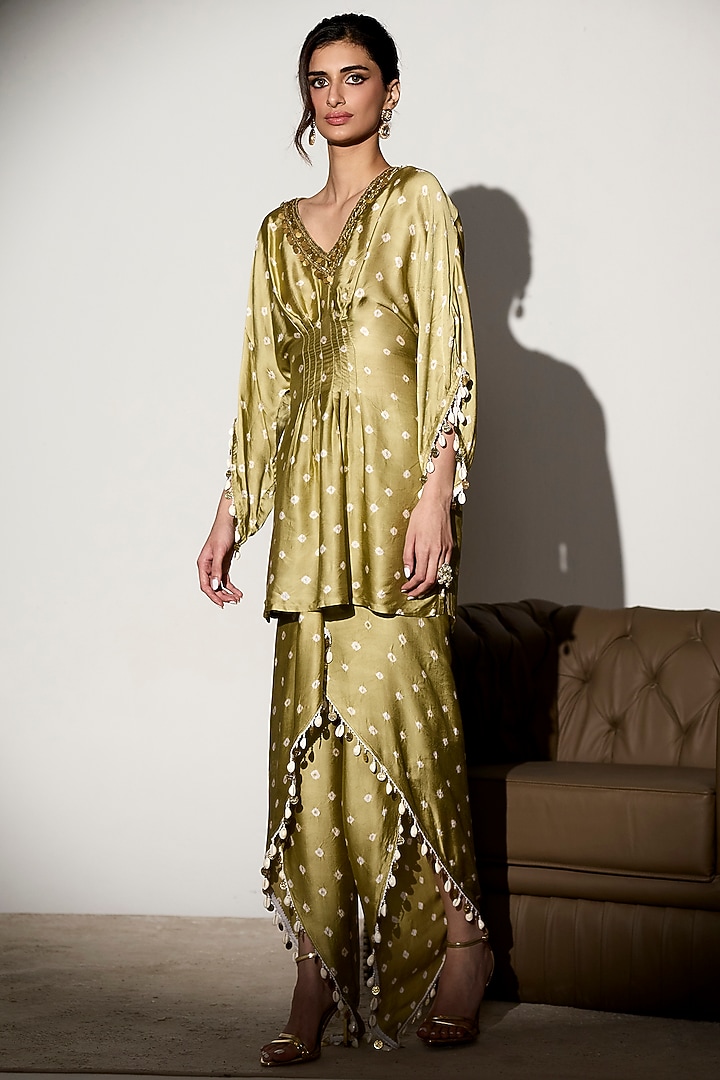 Sage Green Silk Blend Embroidered Kurta Set by Saanjh by Lea at Pernia's Pop Up Shop