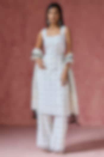 White Cotton Embroidered Kurta Set by Saanjh by Lea at Pernia's Pop Up Shop
