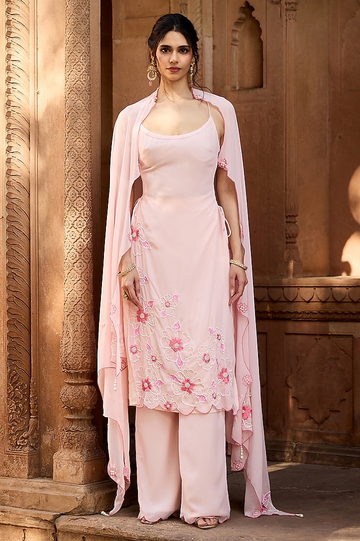 Baby Pink Poly Georgette Floral Embroidered Kurta Set by Saanjh by Lea at Pernia's Pop Up Shop