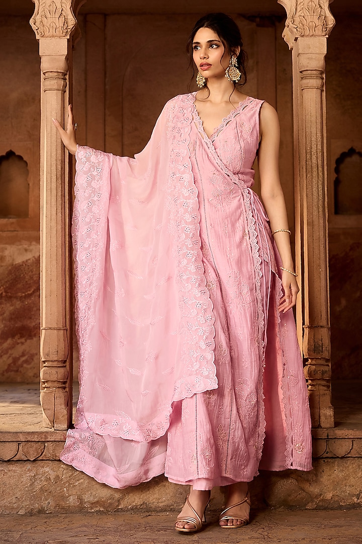 Light Pink Mulmul Floral Embroidered Angrakha Kurta Set by Saanjh by Lea at Pernia's Pop Up Shop