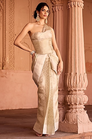 Gold Banarasi Pre-Draped Saree Set by Saanjh by Lea
