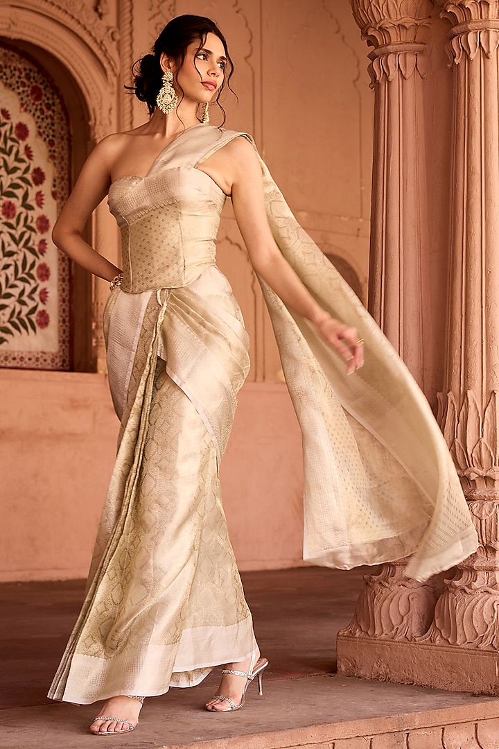 Gold Banarasi Pre-Draped Wedding Saree Set by Saanjh by Lea at Pernia's Pop Up Shop