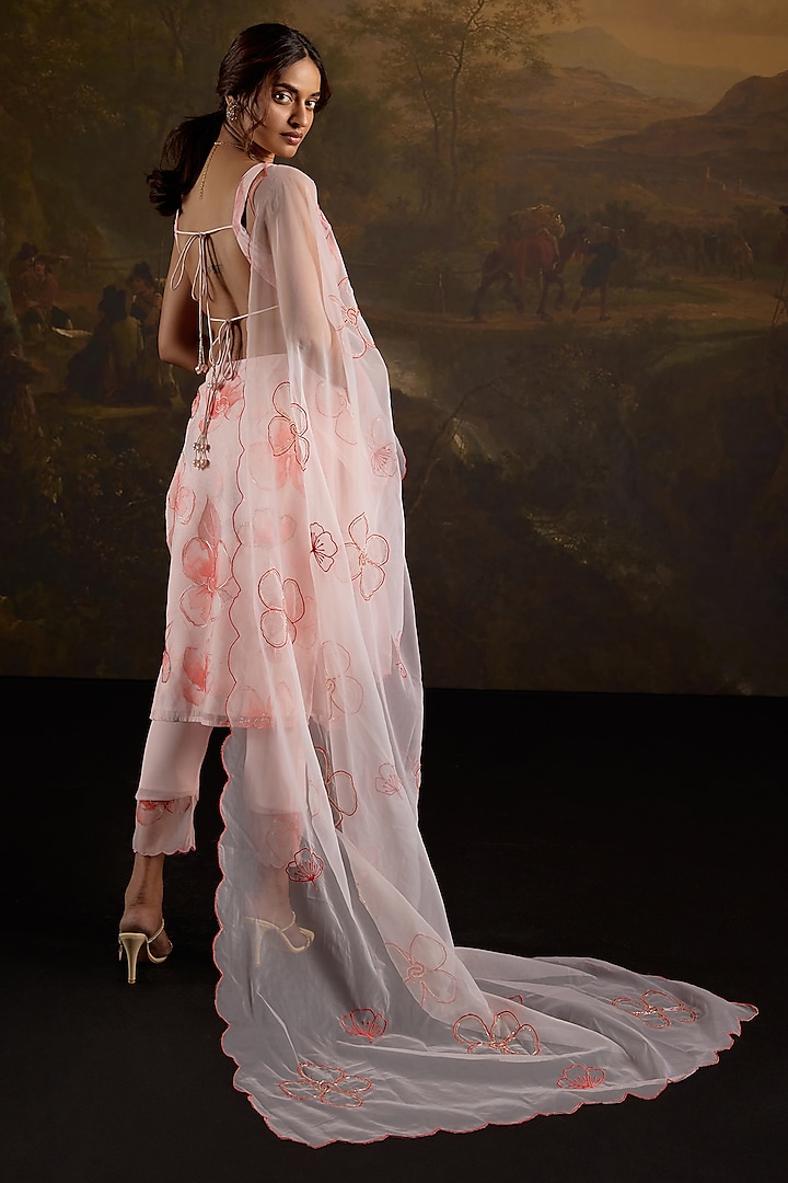 Pink Organza Floral Hand Embroidered Kurta Set by Saanjh by Lea at Pernia's Pop Up Shop