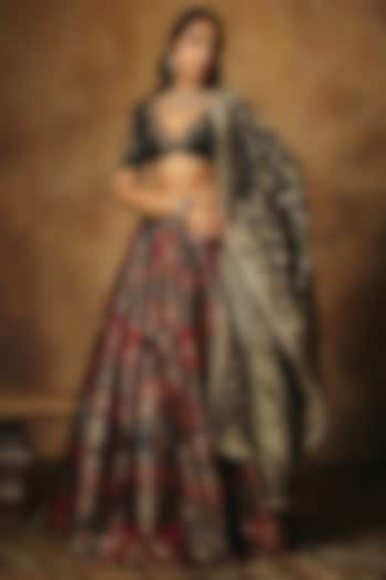 Black Banarasi Brocade Wedding Lehenga Set by Saanjh by Lea at Pernia's Pop Up Shop