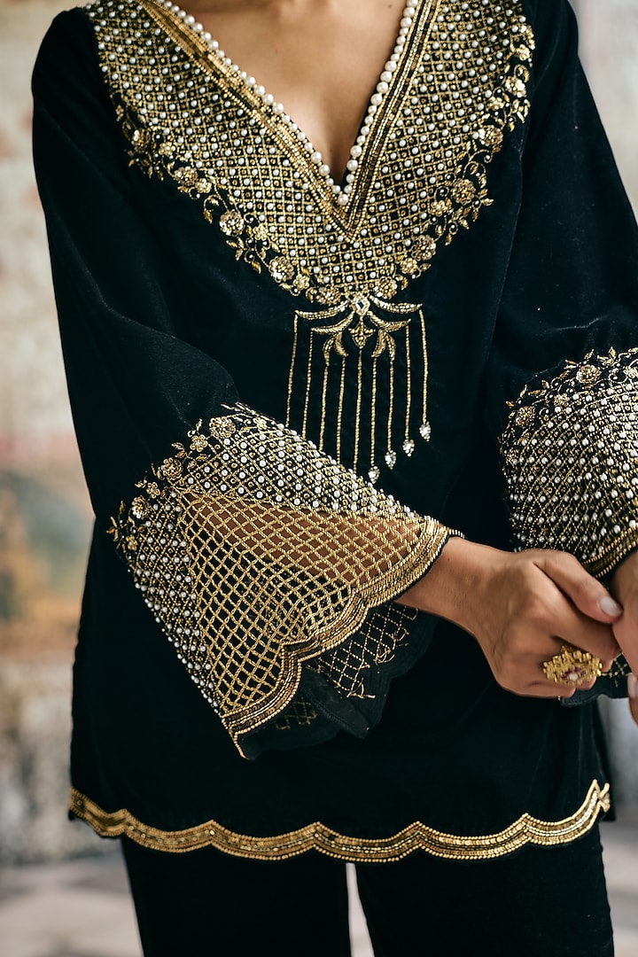 Black Velvet Sequins Hand Embroidered Kurta Set by Saanjh by Lea at Pernia's Pop Up Shop