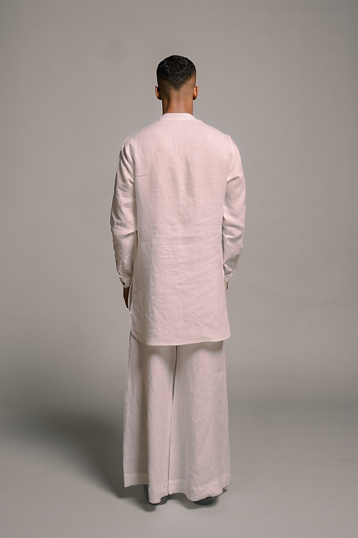 White Linen Kurta Set by Saphed Men at Pernia's Pop Up Shop