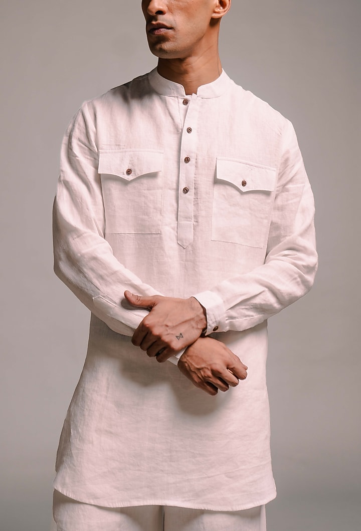 White Linen Kurta Set by Saphed Men at Pernia's Pop Up Shop