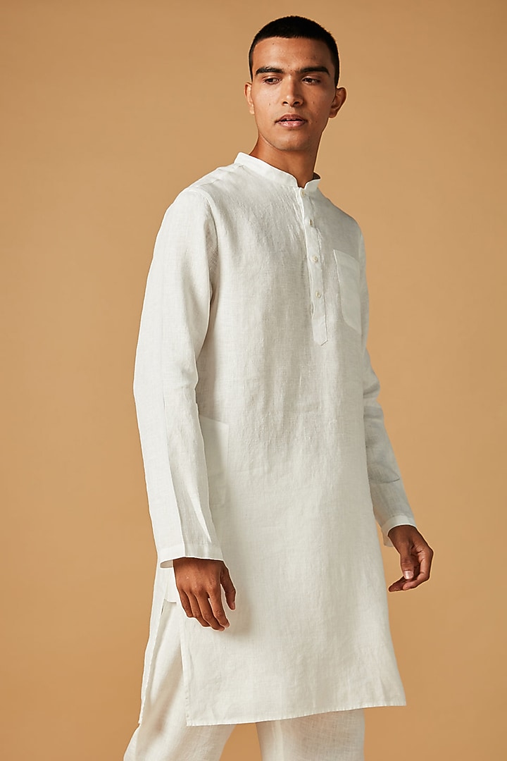 White Linen Kurta Set by Saphed Men at Pernia's Pop Up Shop