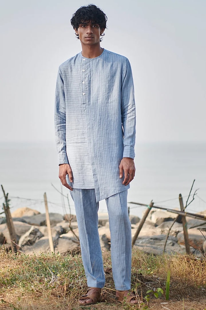 Sky Blue Pure Linen Kurta Set by Saphed Men at Pernia's Pop Up Shop