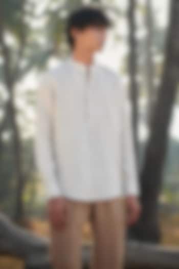 Off-White Pure Linen Shirt Kurta by Saphed Men