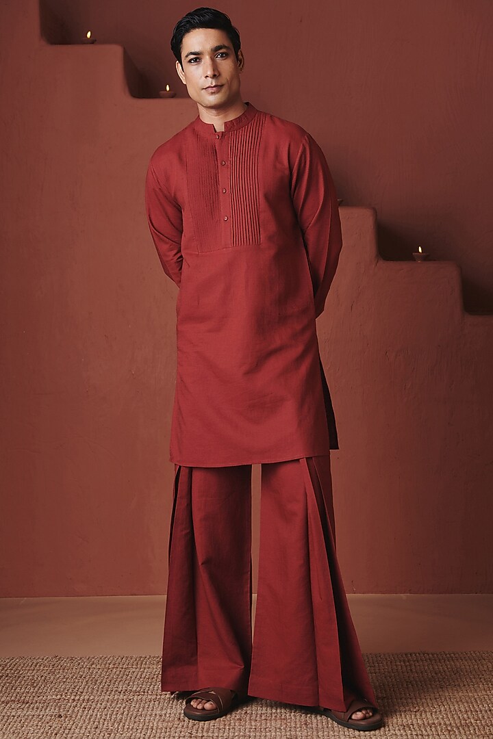 Brick Red Cotton Linen Pleated Kurta Set by Saphed Men at Pernia's Pop Up Shop