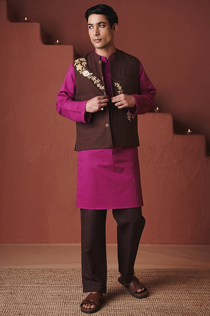 Coffee Brown Cotton Linen Floral Embroidered Nehru Jacket by Saphed Men at Pernia's Pop Up Shop
