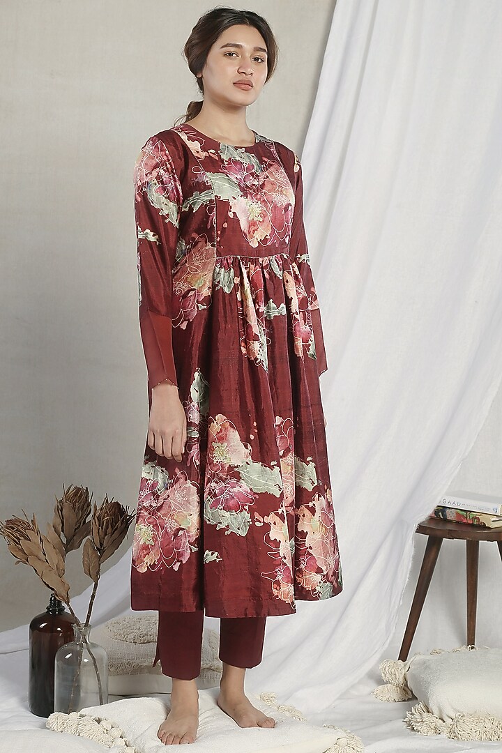 Wine Printed Kurta Set by Sneha Arora at Pernia's Pop Up Shop