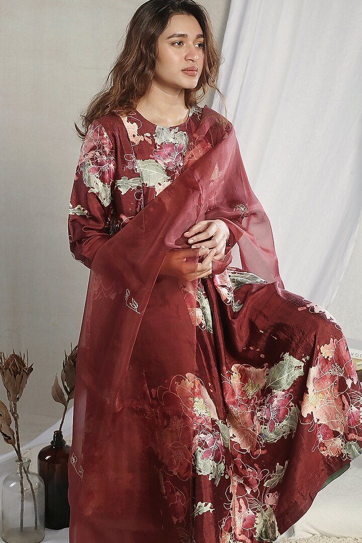 Wine Printed Kurta Set by Sneha Arora at Pernia's Pop Up Shop