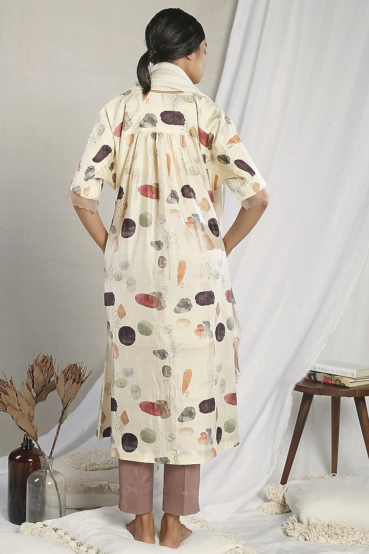 White Kurta Set With Polka Dots by Sneha Arora at Pernia's Pop Up Shop
