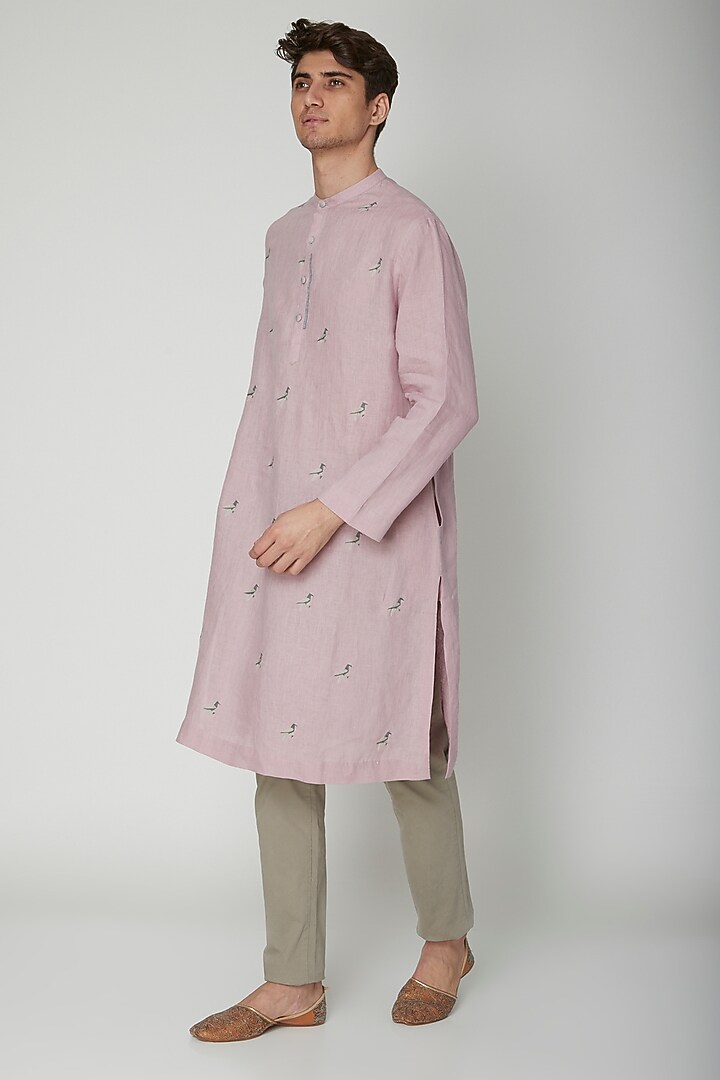Mauve Embroidered Linen Kurta by Sneha Arora Men at Pernia's Pop Up Shop