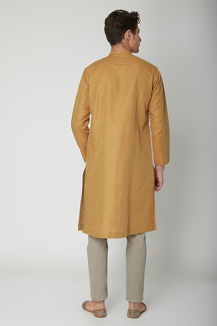 Mustard Embroidered Linen Kurta by Sneha Arora Men at Pernia's Pop Up Shop