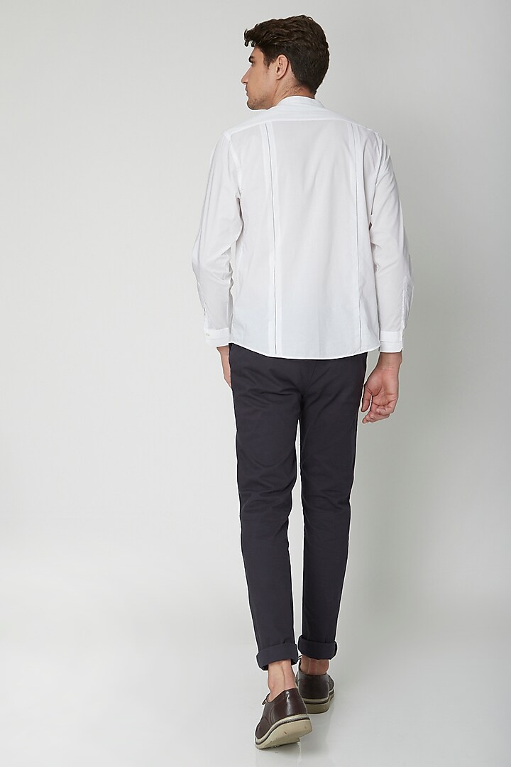 White Aari Embroidered Party Wear Shirt by Sneha Arora Men at Pernia's Pop Up Shop