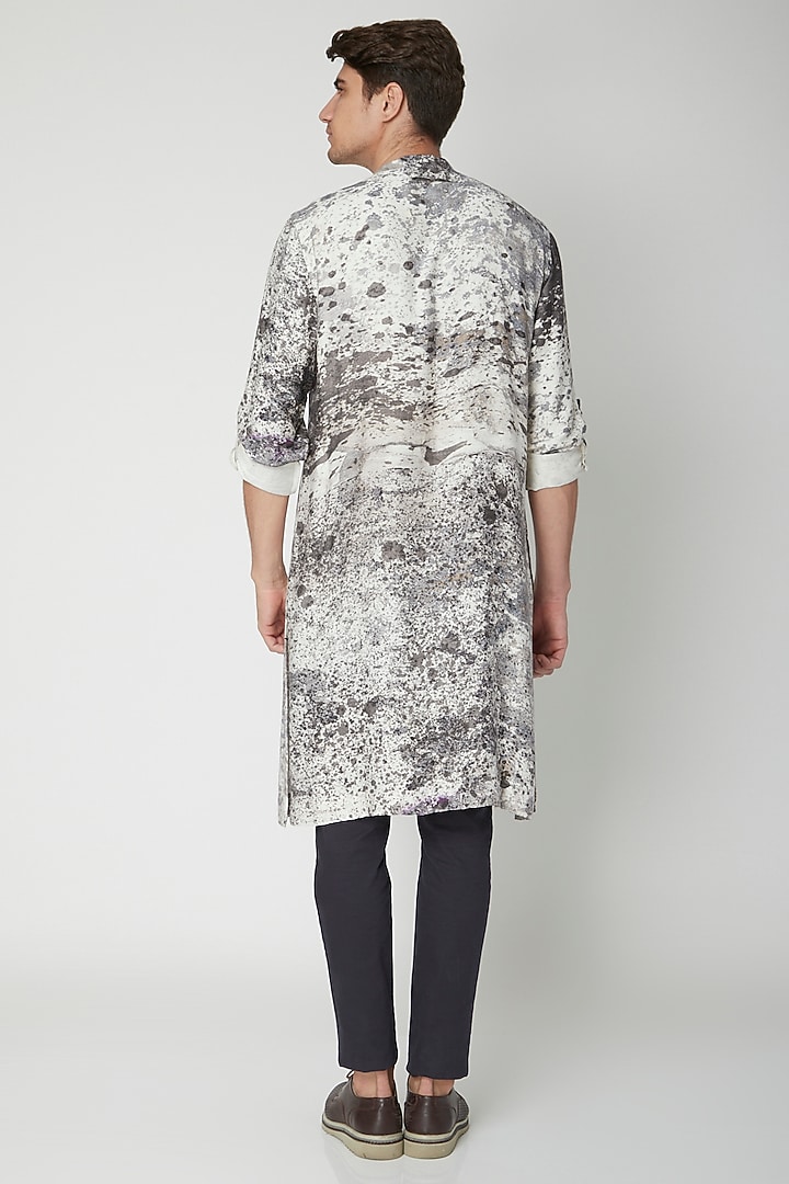 White Printed Linen & Silk Kurta by Sneha Arora Men at Pernia's Pop Up Shop