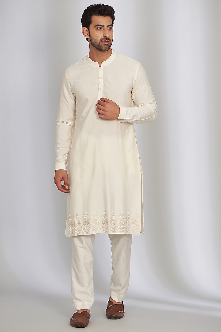 Sage Green Matka Silk Printed & Embroidered Bundi Jacket Set by SARAN KOHLI at Pernia's Pop Up Shop