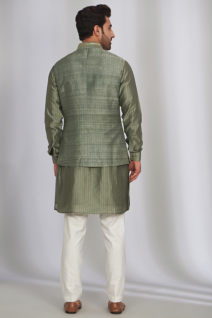 Sage Green Raw Silk Thread Work Bundi Jacket Set by SARAN KOHLI at Pernia's Pop Up Shop