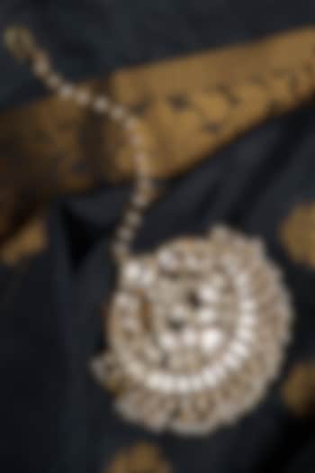Gold Finish Kundan Polki & Yellow Sapphire Stone Maang Tikka In Sterling Silver by Silver Art By Shri Paramani Jewels