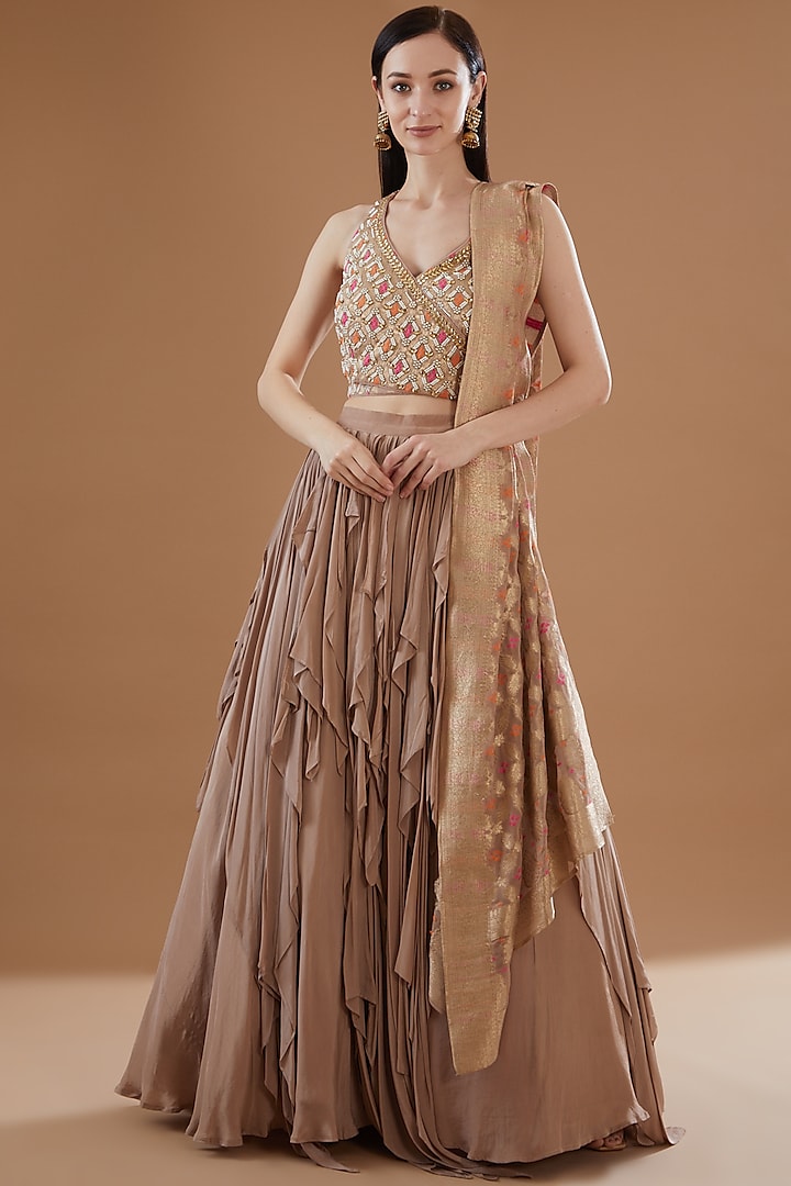 Nude Viscose Crepe & Viscose Georgette Draped Gharchola Wedding Lehenga Set by Sangeeta Swati at Pernia's Pop Up Shop