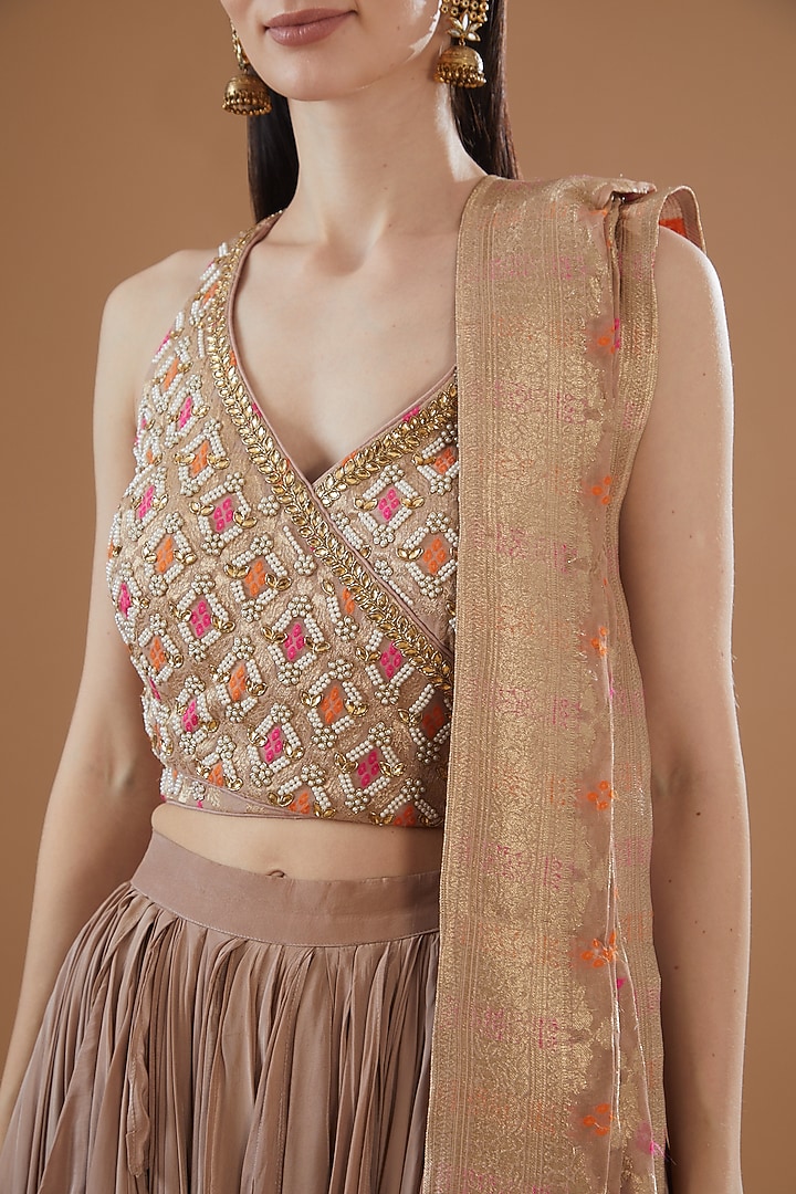 Nude Viscose Crepe & Viscose Georgette Draped Gharchola Wedding Lehenga Set by Sangeeta Swati at Pernia's Pop Up Shop