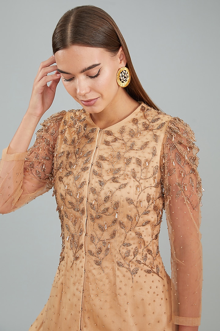 Golden Viscose Crepe Skirt Set by Sangeeta Swati at Pernia's Pop Up Shop