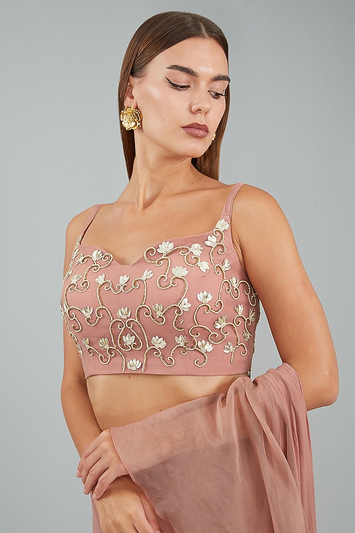 Nude Pink Viscose Crepe Ruffled Drape Party Wear Saree Set by Sangeeta Swati at Pernia's Pop Up Shop