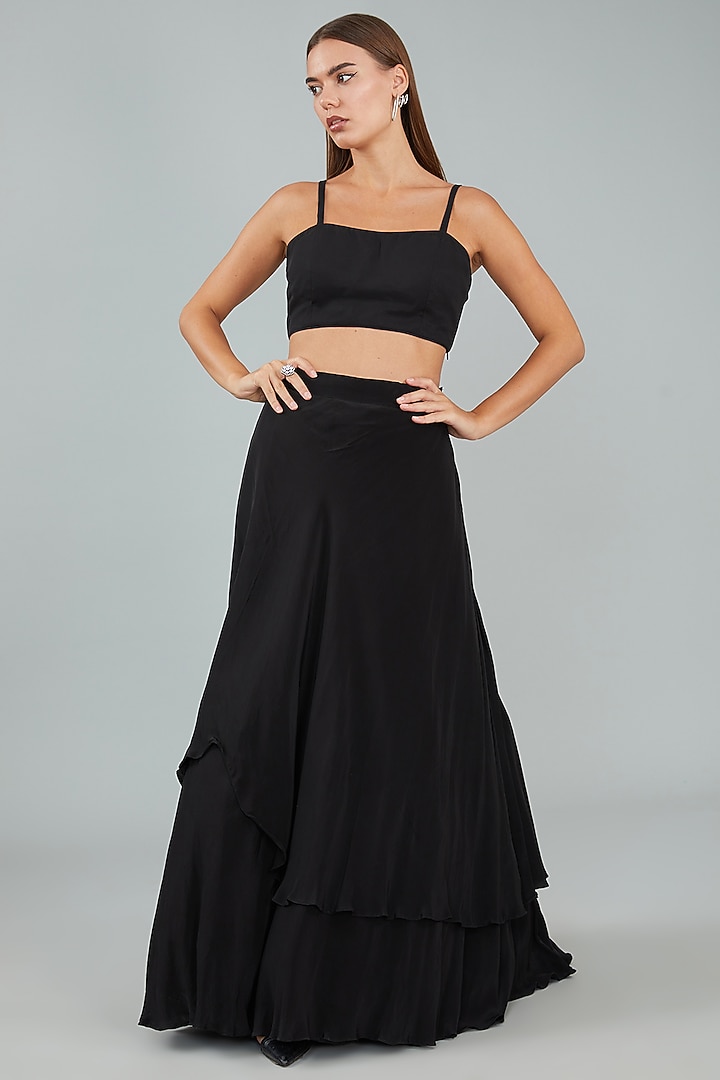 Black Viscose Crepe Hand Embellished Jacket Wedding Lehenga Set by Sangeeta Swati at Pernia's Pop Up Shop