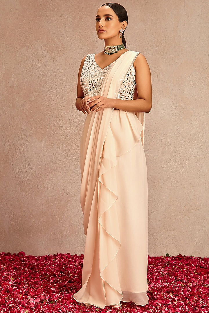 Old Rose Pink Blended Chiffon Pre-Draped Wedding Saree Set by Samatvam By Anjali Bhaskar at Pernia's Pop Up Shop