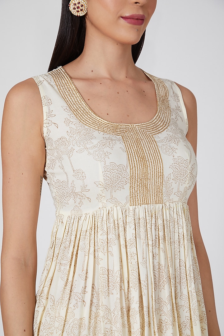 Cream Hand Embroidered Sharara Set by Samatvam By Anjali Bhaskar at Pernia's Pop Up Shop
