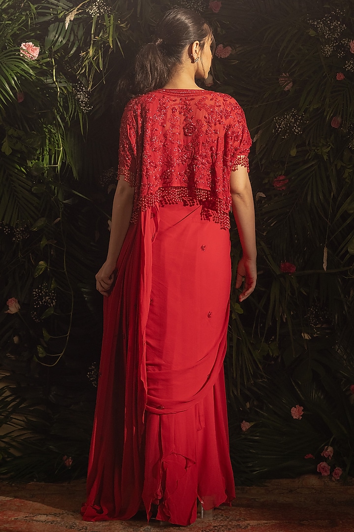 Red Blended Georgette Pre-Draped Wedding Saree Set by Samatvam By Anjali Bhaskar at Pernia's Pop Up Shop