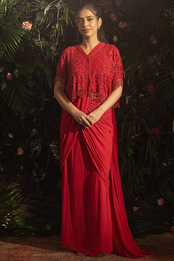 Red Blended Georgette Pre-Draped Wedding Saree Set by Samatvam By Anjali Bhaskar at Pernia's Pop Up Shop