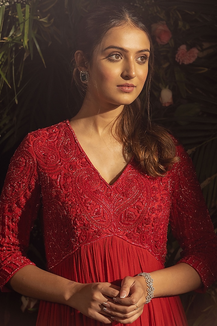 Red Blended Georgette Hand Embroidered Wedding Anarkali Set by Samatvam By Anjali Bhaskar at Pernia's Pop Up Shop