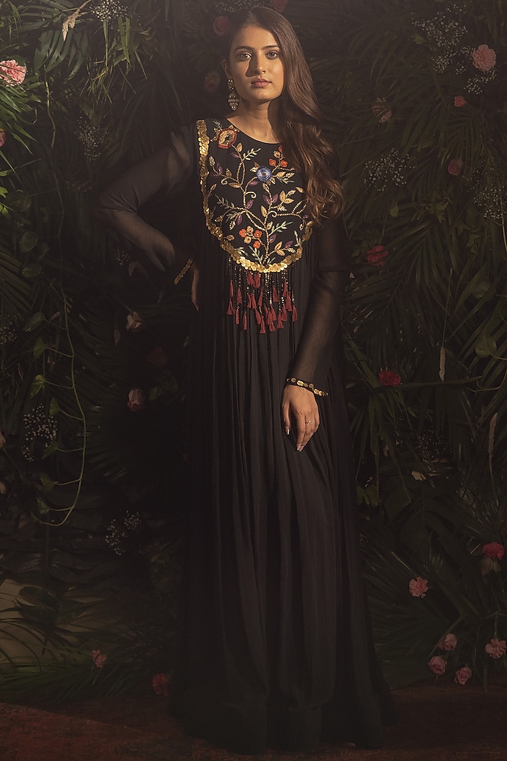 Black Blended Georgette Hand Embroidered Party Wear Anarkali Set by Samatvam By Anjali Bhaskar at Pernia's Pop Up Shop