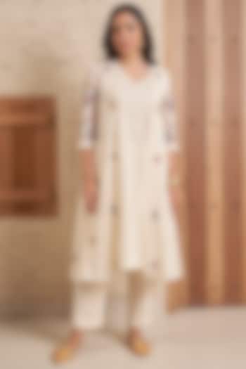 Ivory Mulmul Hand Embroidered Jacket Kurta Set by Samatvam By Anjali Bhaskar at Pernia's Pop Up Shop