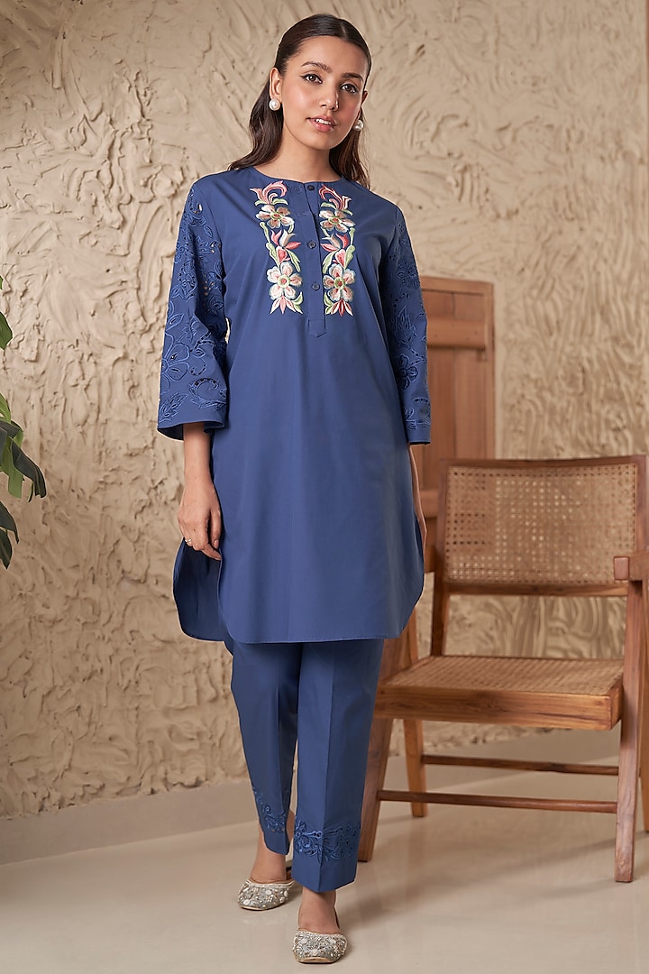 Blue Cotton Poplin Floral Embroidered Kurta Set by Samatvam By Anjali Bhaskar at Pernia's Pop Up Shop