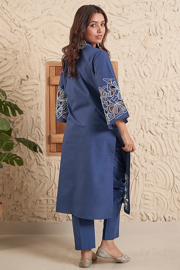 Blue Cotton Poplin Floral Embroidered Kurta Set by Samatvam By Anjali Bhaskar at Pernia's Pop Up Shop