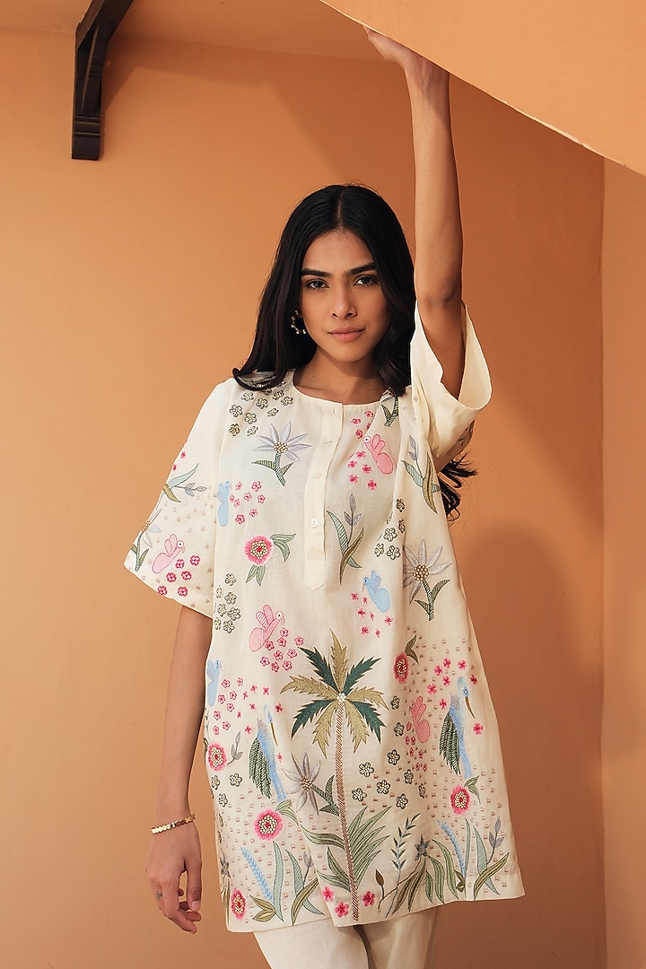 White Mul Mul Embroidered Co-Ord Set by Samatvam By Anjali Bhaskar at Pernia's Pop Up Shop
