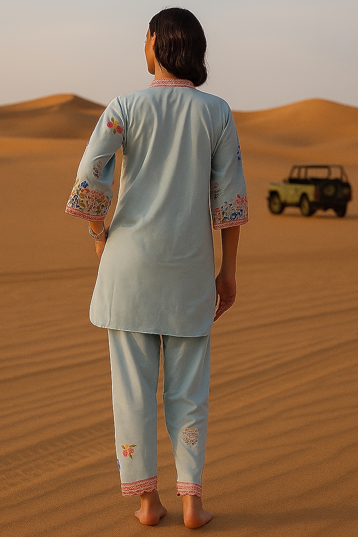Powder Blue Cotton Silk Floral Embroidered Kurta Set by Samatvam By Anjali Bhaskar at Pernia's Pop Up Shop