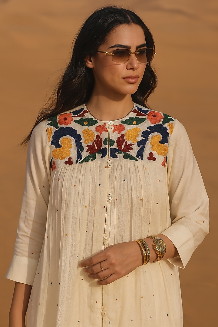 Ivory Mulmul Floral Embroidered Co-Ord Set by Samatvam By Anjali Bhaskar at Pernia's Pop Up Shop