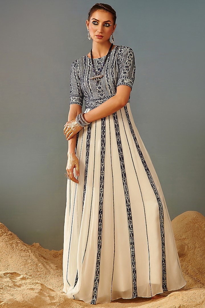 Ivory Embroidered Wedding Anarkali Set by Samatvam By Anjali Bhaskar at Pernia's Pop Up Shop