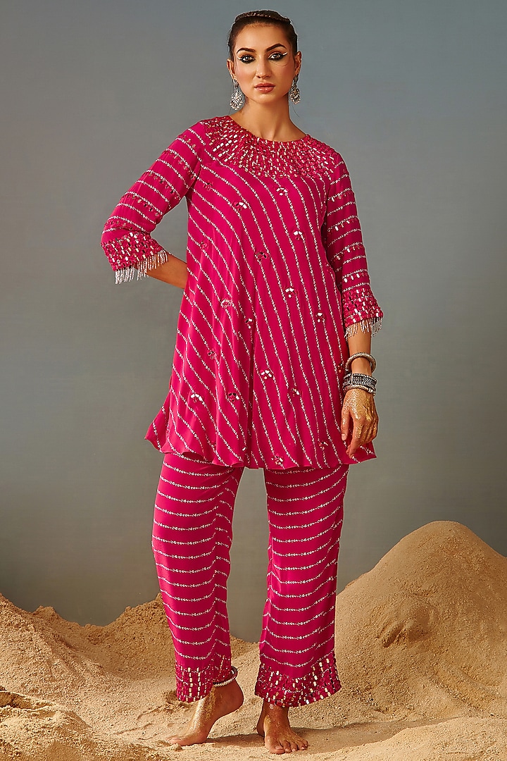 Pink Printed Kurta Set by Samatvam By Anjali Bhaskar